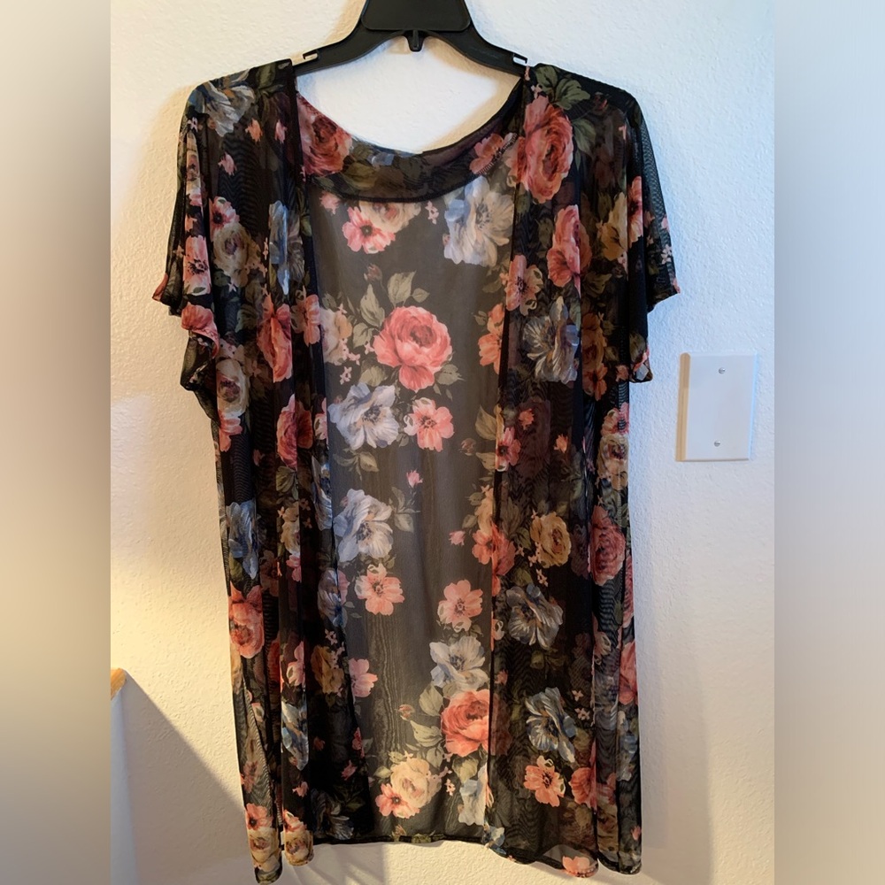 🎉🎉Floral Kimono/Duster🎉🎉